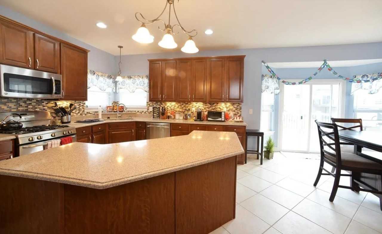 1425 Red Oak Plantation Dr - Photo 7 of 22