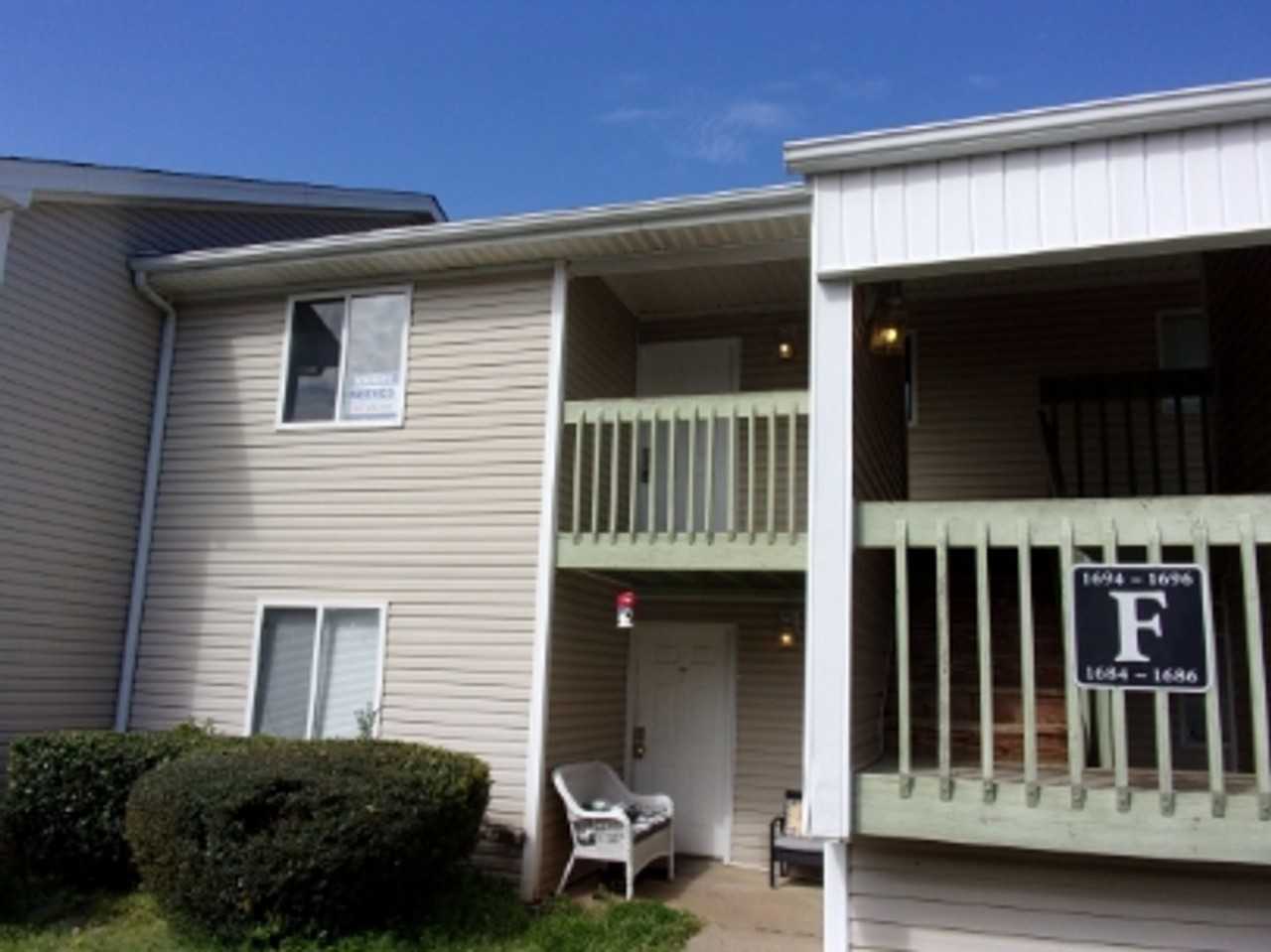 1694 Eagles Pl - Photo 2 of 14