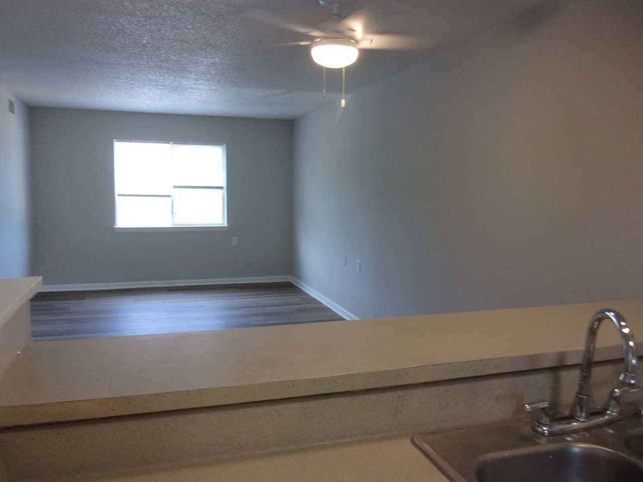 1694 Eagles Pl - Photo 4 of 14