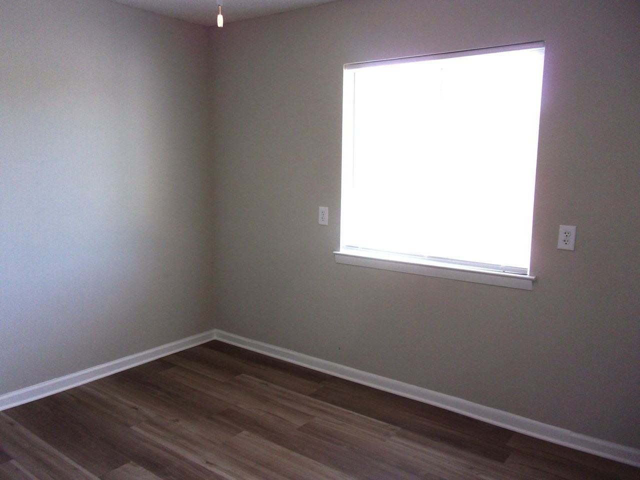 1694 Eagles Pl - Photo 6 of 14