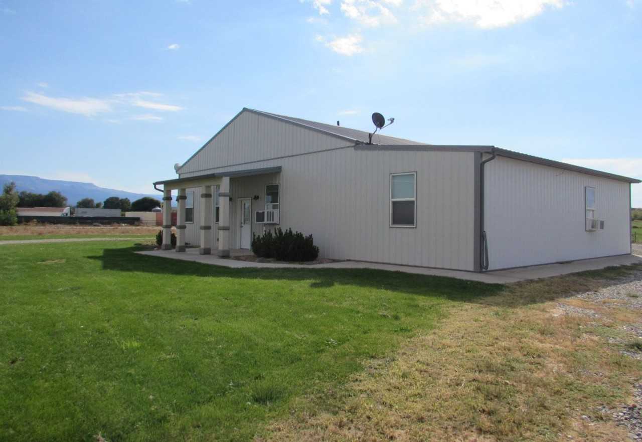 3271 3271 C-1/2 Rd - Photo 2 of 22
