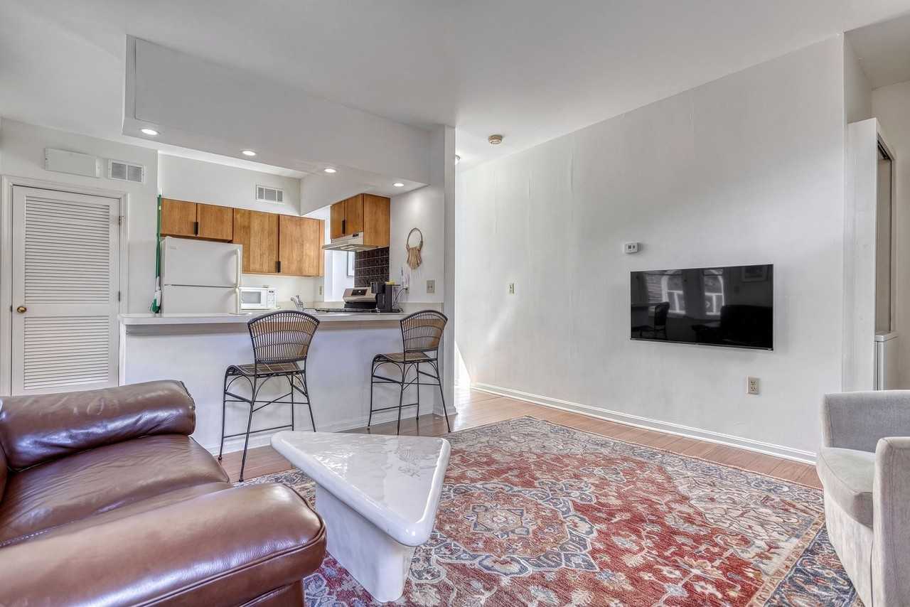 19 N 4th St - Photo 2 of 17
