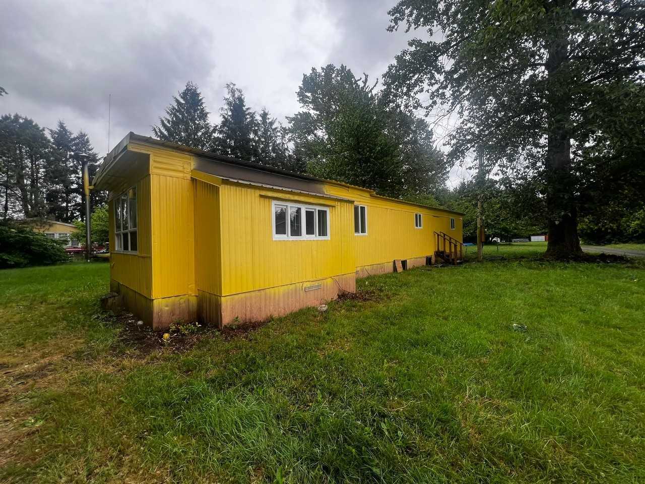7592B Woodland Rd - Photo 3 of 16