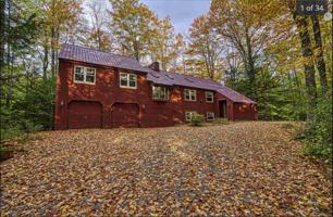 featured image of 3 3 Lark Place