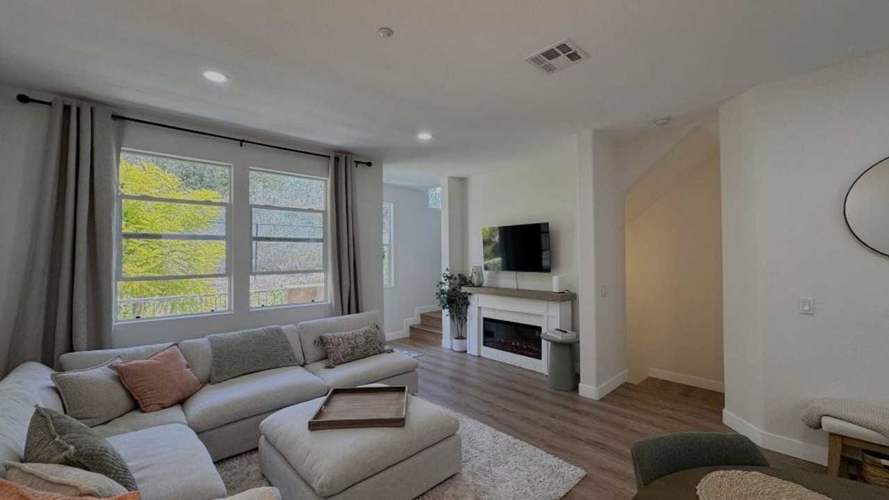 1647 Sweet Gum Pl - Photo 7 of 27