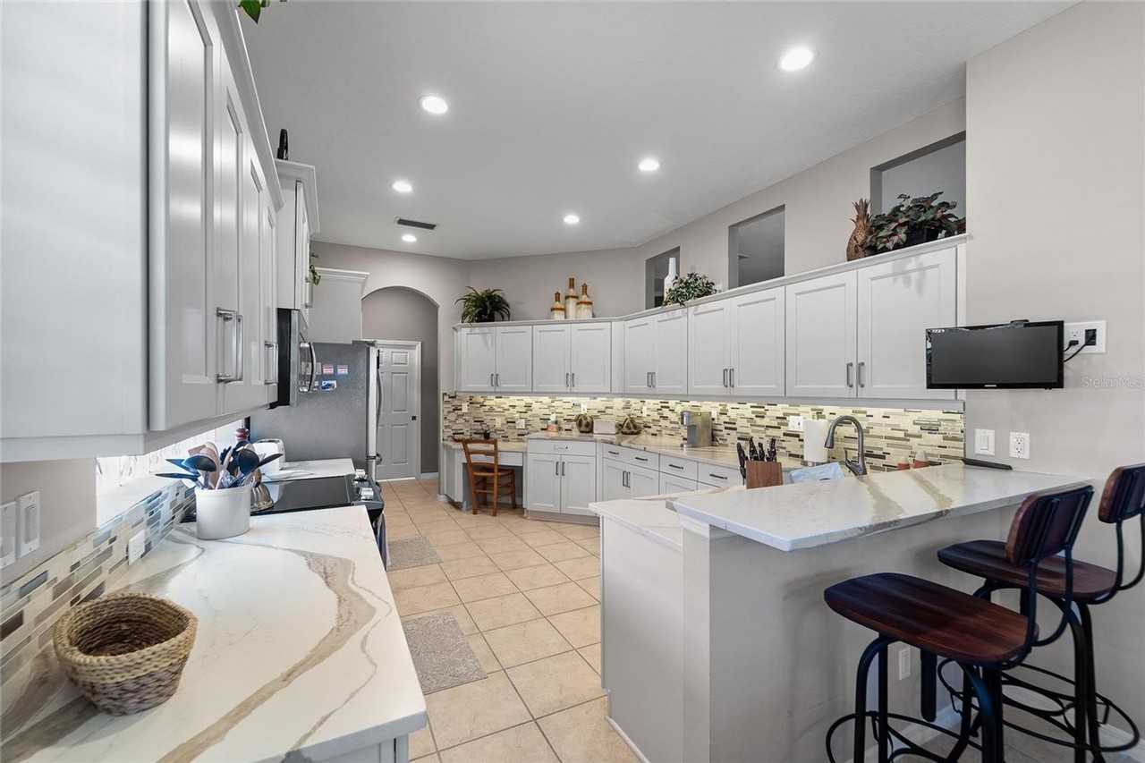 5175 Cantabria Crst - Photo 7 of 33
