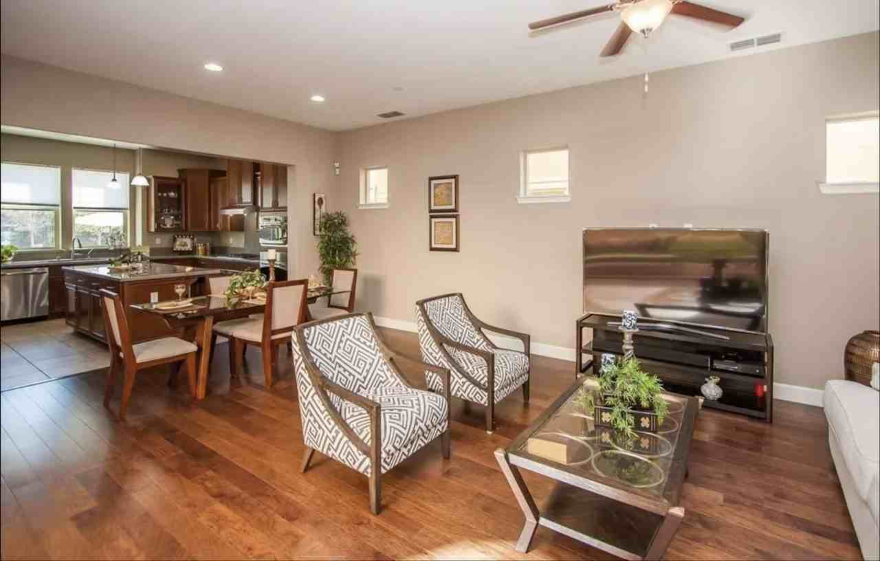 3087 Central Pkwy - Photo 4 of 15