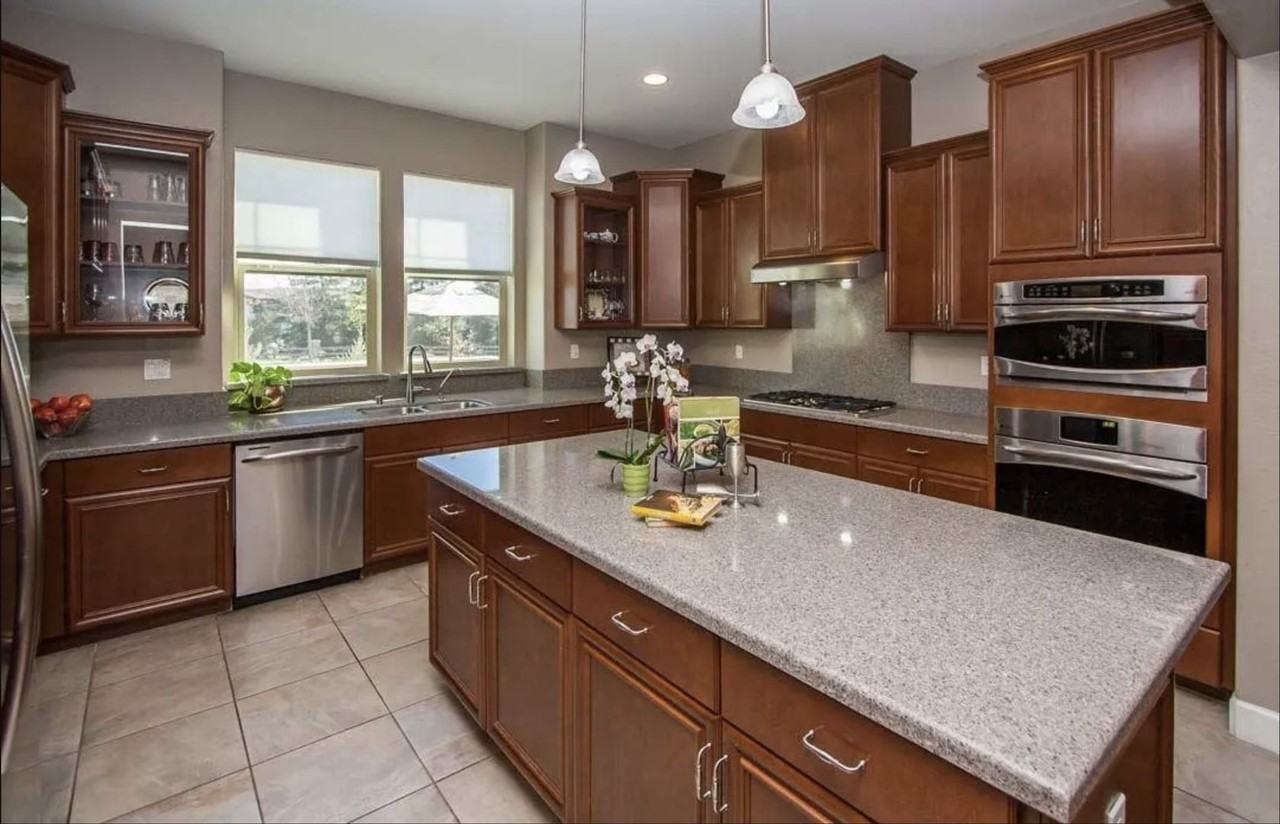 3087 Central Pkwy - Photo 6 of 15