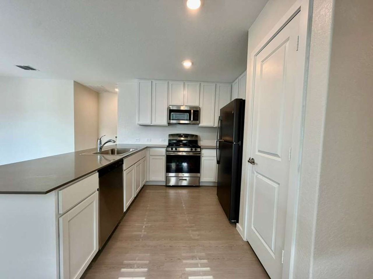 1402 Bertha Br - Photo 6 of 16