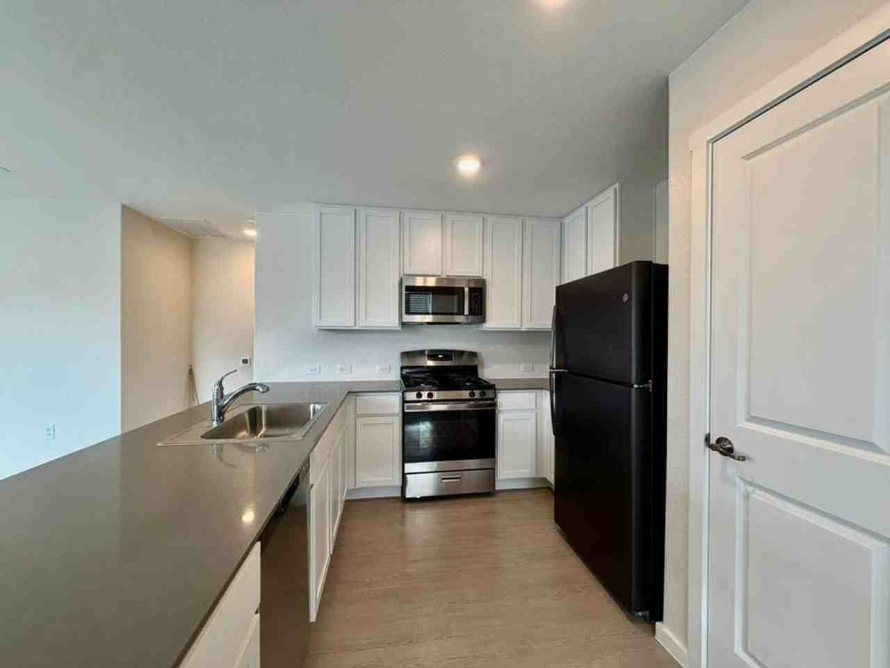1402 Bertha Br - Photo 7 of 16