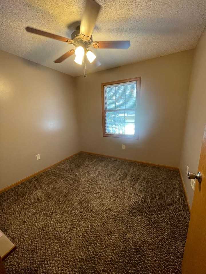 2534 Candlecrest Cir - Photo 7 of 25