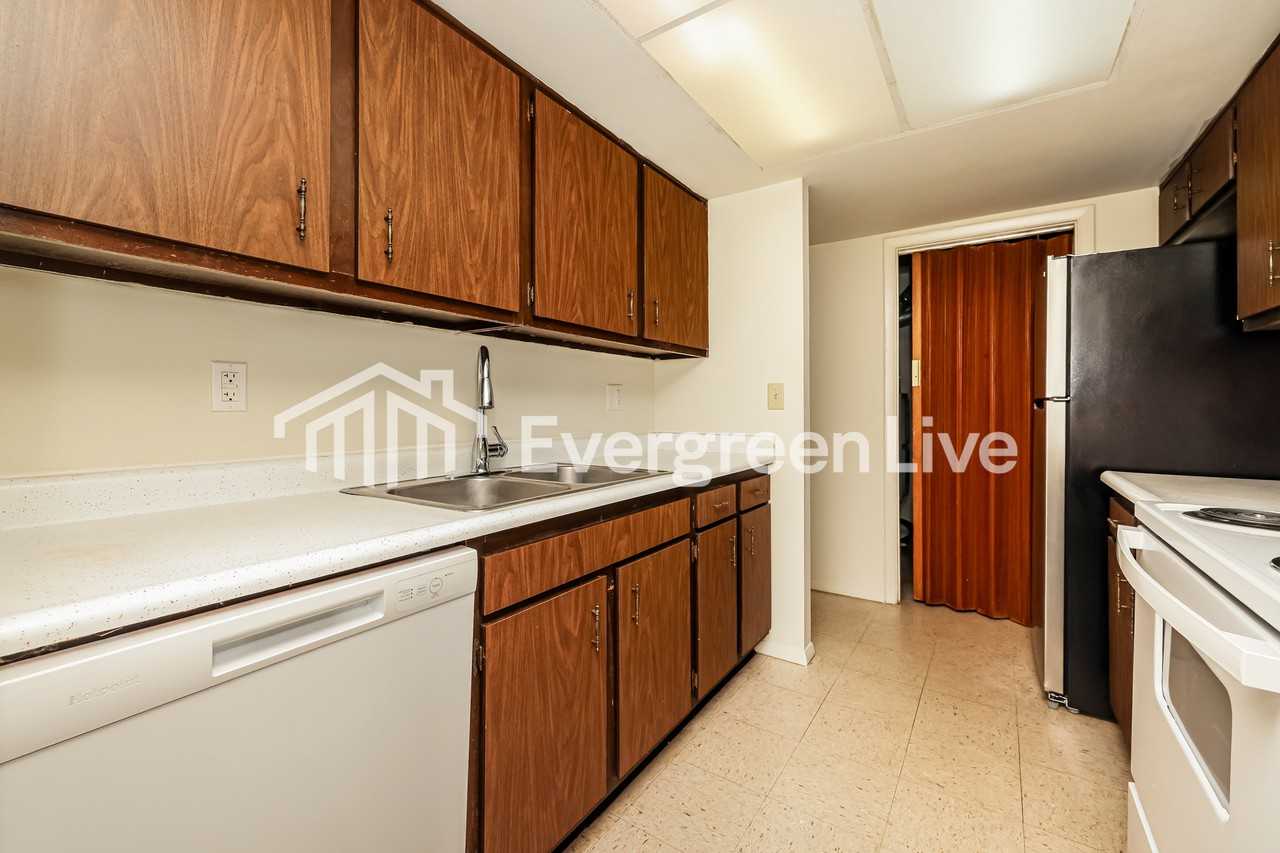 5664 Troy Villa Blvd - Photo 5 of 15
