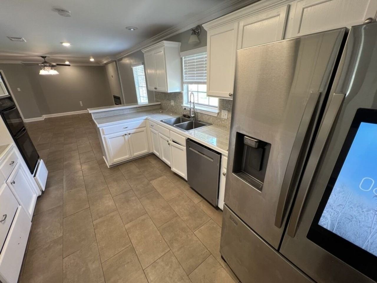3466 Nelson St - Photo 7 of 29