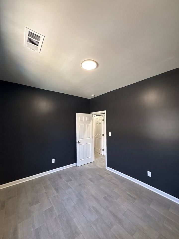 1088 Kney St - Photo 5 of 12