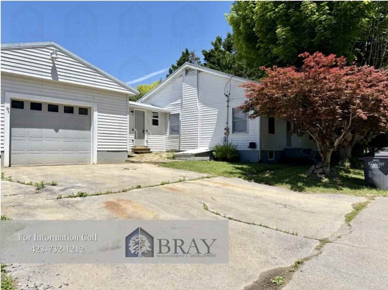 307 Honeysuckle Dr - Photo 5 of 33