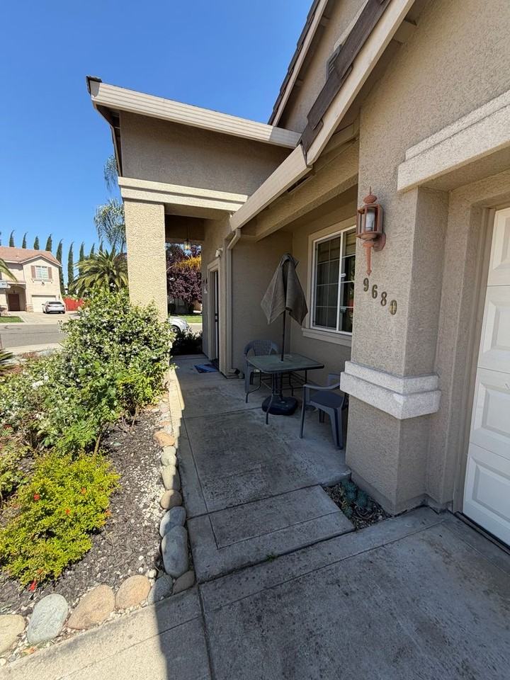 9680 Harvest View Way - Photo 3 of 31