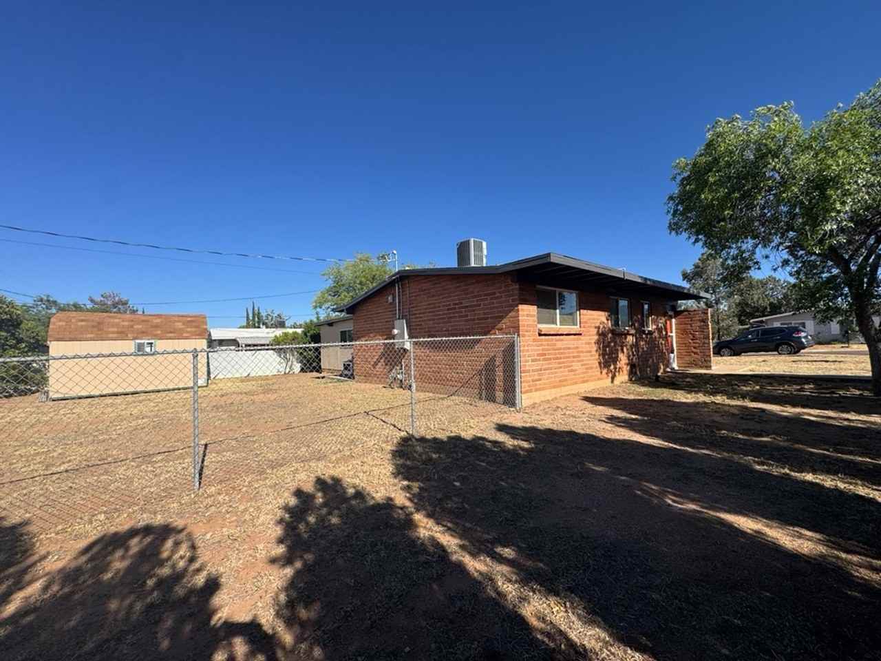 4501 Pine Tree Dr - Photo 4 of 19