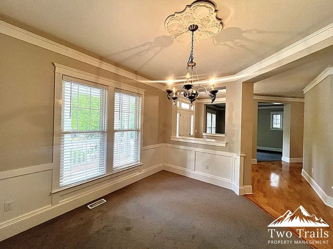 1055 Columbine Rd - Photo 5 of 26