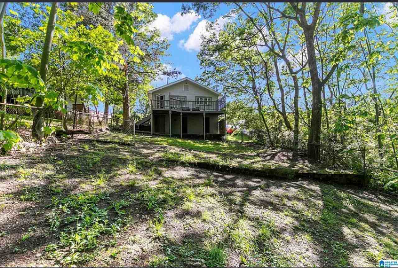 1882 Mcdavid St - Photo 4 of 16