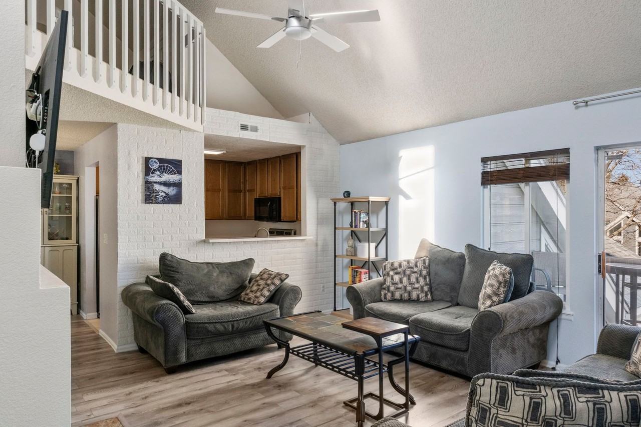 12535 E Tennessee Cir #F - Photo 4 of 22