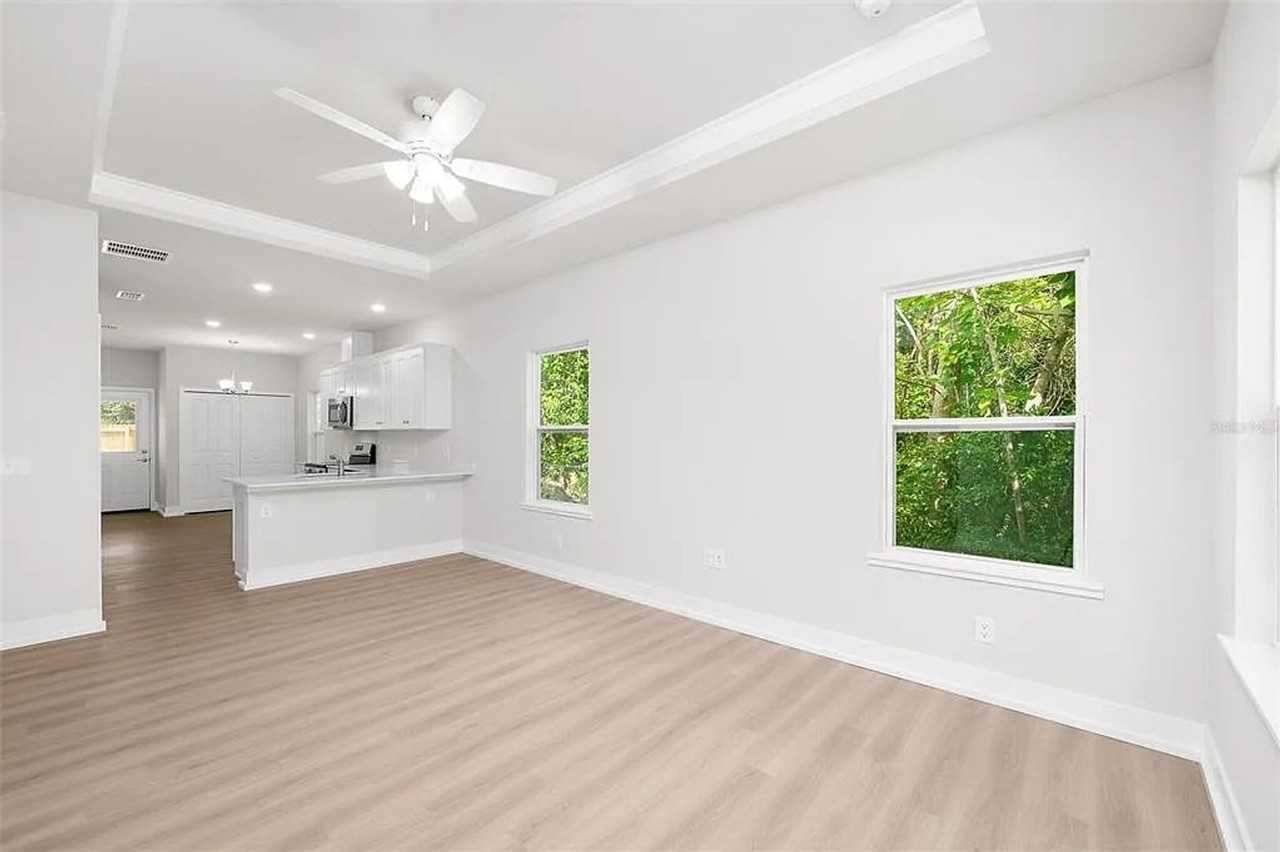 8572 Nw 39th Cir - Photo 3 of 9