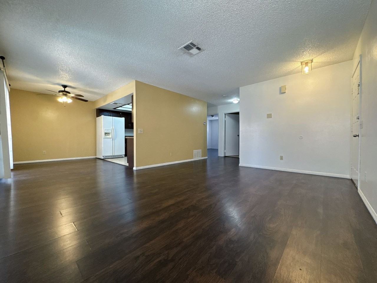 6659 W Tropicana Ave - Photo 3 of 13