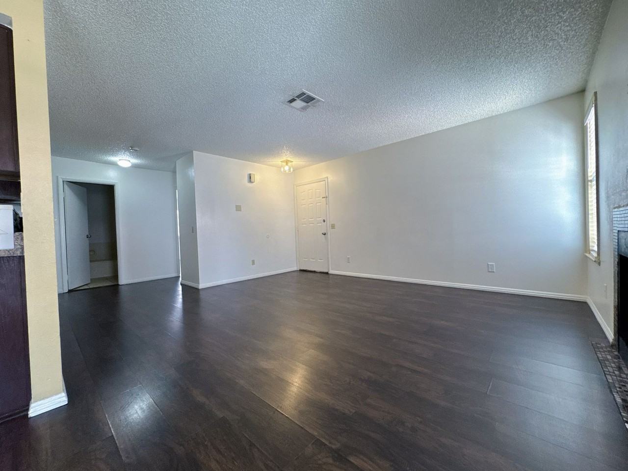 6659 W Tropicana Ave - Photo 6 of 13