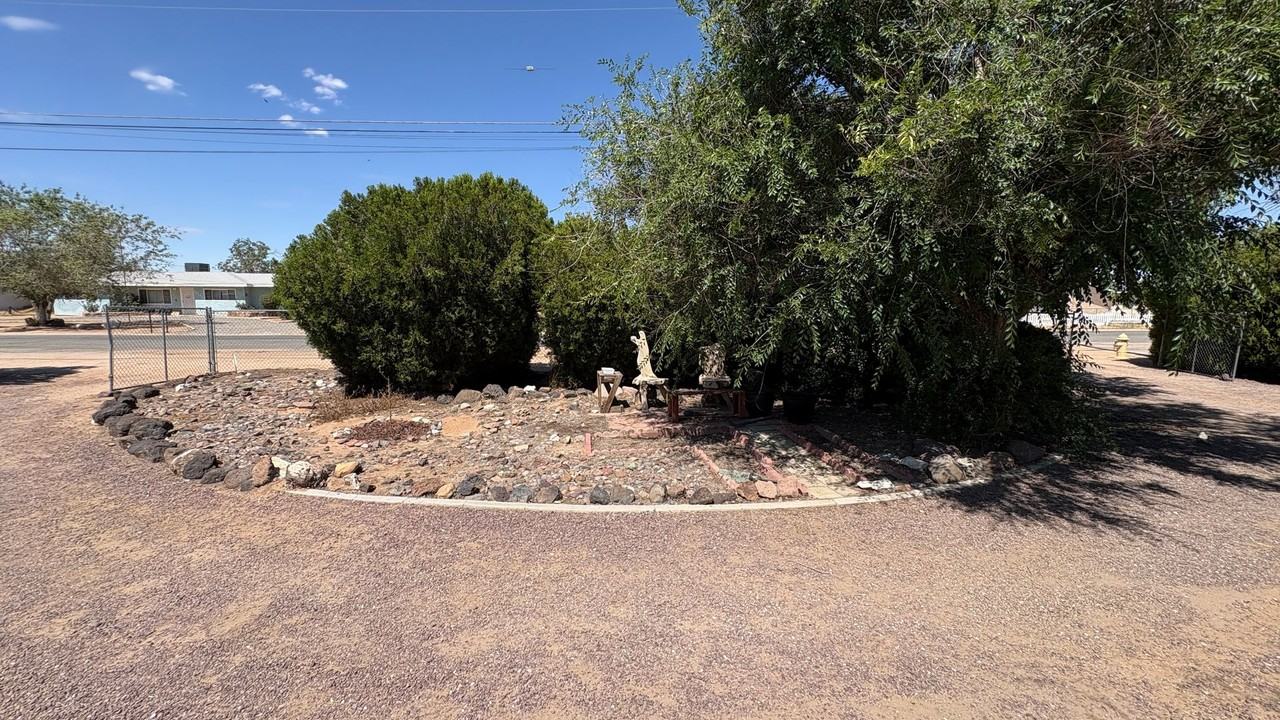 13207 Franceska Rd - Photo 5 of 19