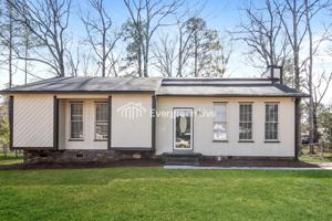 featured image of 2408 Ramsgate Dr
