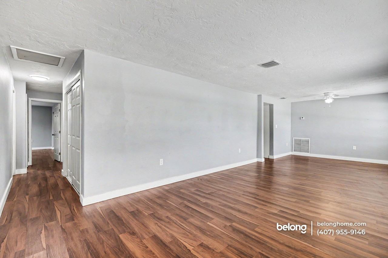 1147 Manatee Dr - Photo 5 of 16