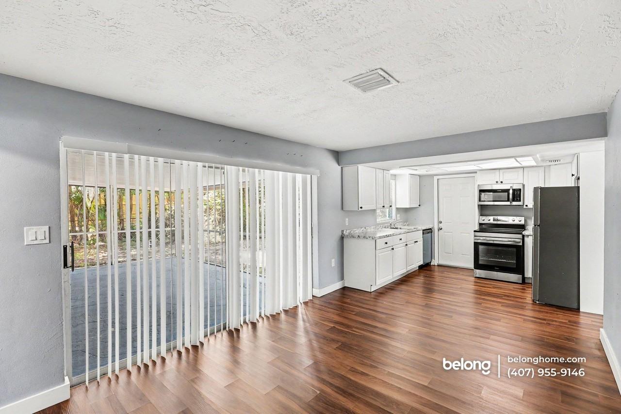 1147 Manatee Dr - Photo 6 of 16