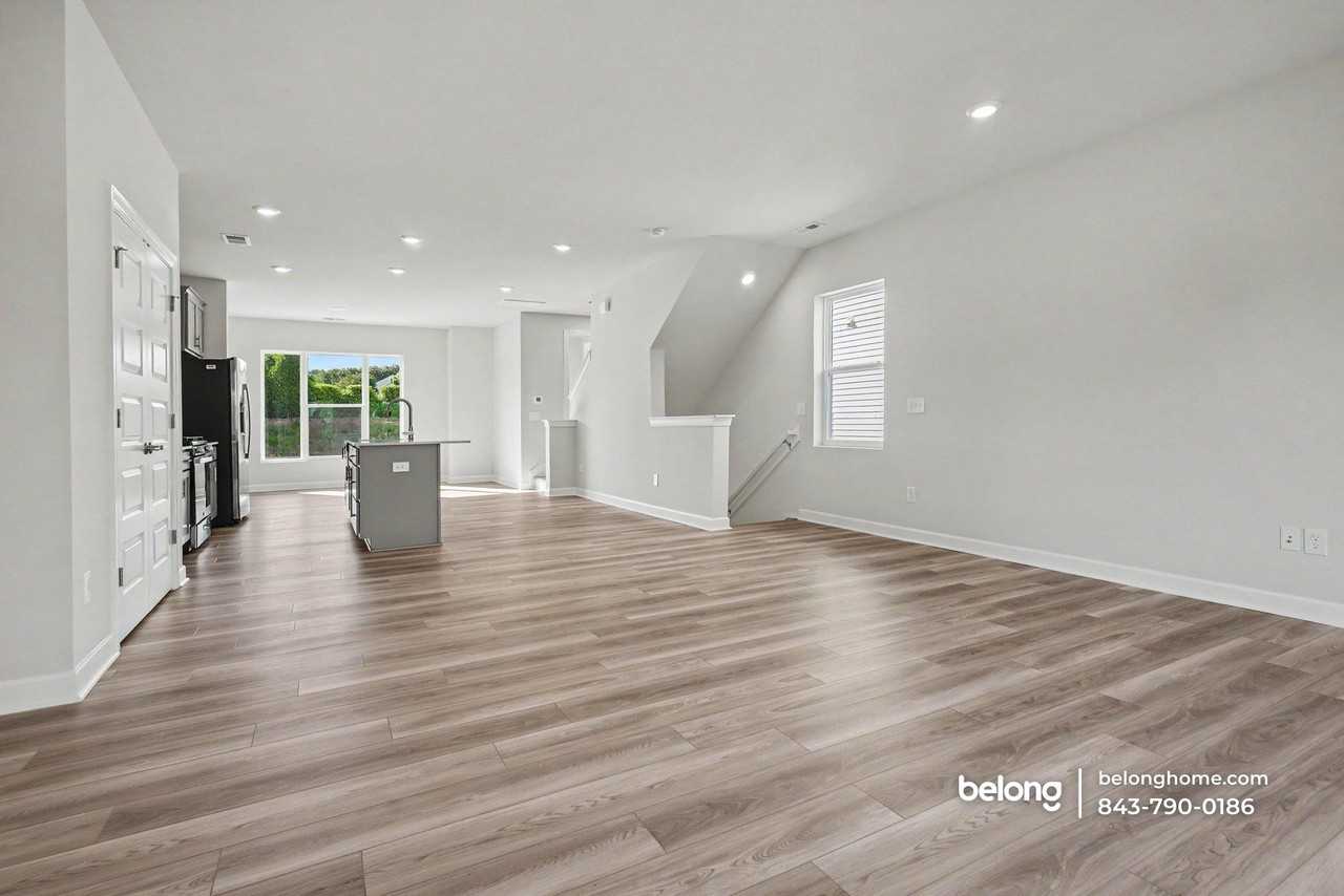 19 Pikewood Ln #602-7 - Photo 2 of 20