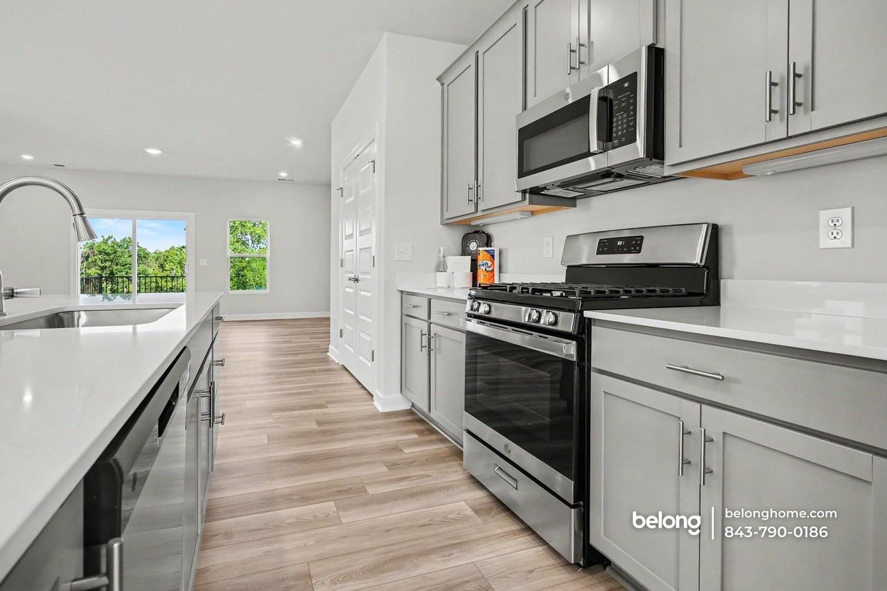 19 Pikewood Ln #602-7 - Photo 6 of 20