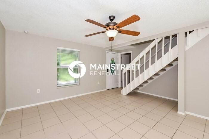 2827 Marshall Dr - Photo 4 of 17