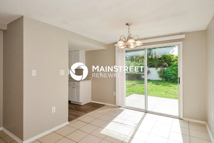 2827 Marshall Dr - Photo 5 of 17