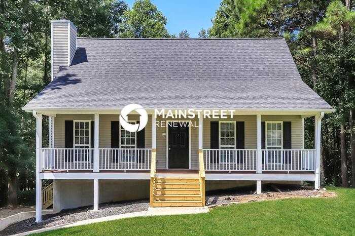 104 Creekside Cir - Photo 2 of 29