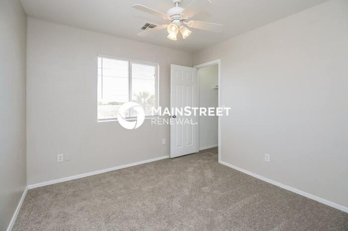 31805 N Sundown Dr - Photo 7 of 17