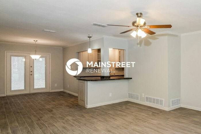 1312 Bryn Mawr Pl - Photo 4 of 16