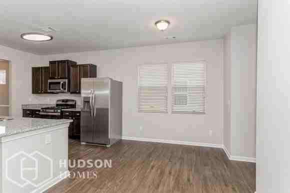 611 Sunflower Dr - Photo 6 of 19
