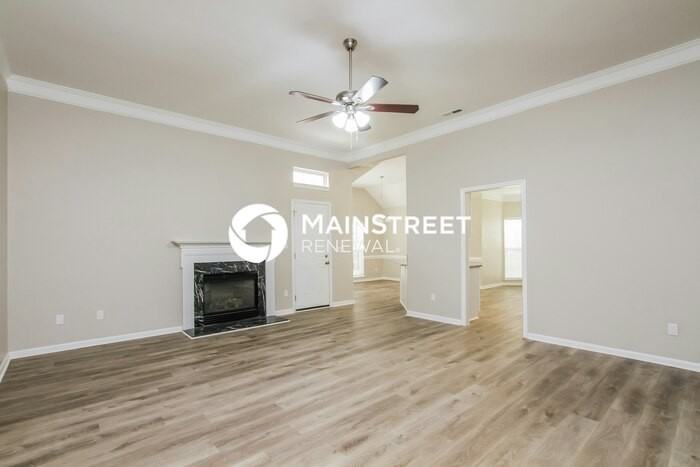 7895 Sedgebrook Dr E - Photo 3 of 16