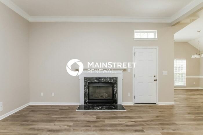 7895 Sedgebrook Dr E - Photo 4 of 16