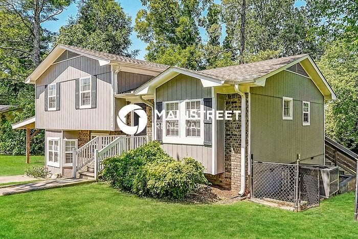 5240 Jean Dr - Photo 2 of 19