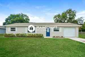 featured image of 1123 Wycliffe St