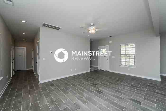 5351 Nancy Seward Dr - Photo 2 of 17