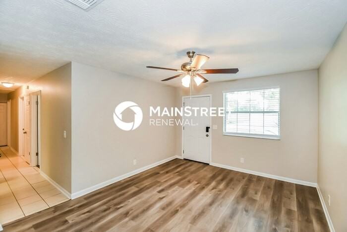 4080 Loys Dr - Photo 4 of 16
