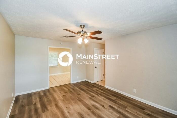 4080 Loys Dr - Photo 5 of 16