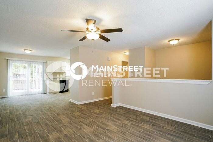 4806 Tyne Dr - Photo 4 of 17