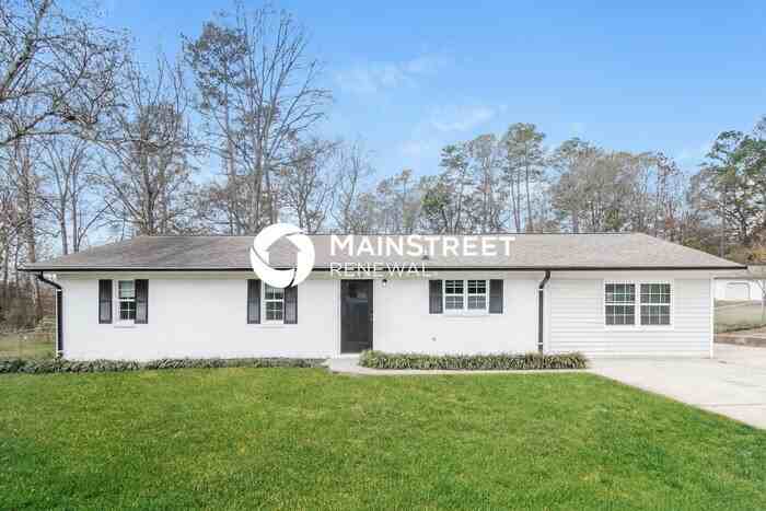 220 Pine Rd - Photo 3 of 16