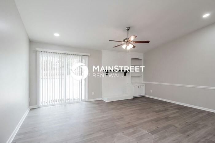 220 Pine Rd - Photo 5 of 16