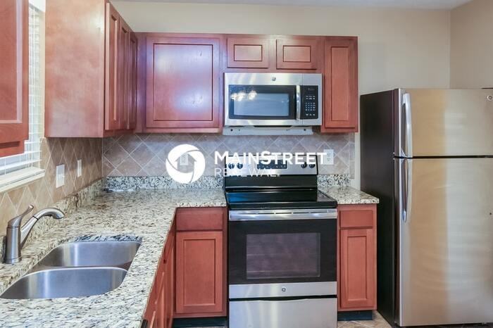 5517 Snowberry Ct - Photo 7 of 17